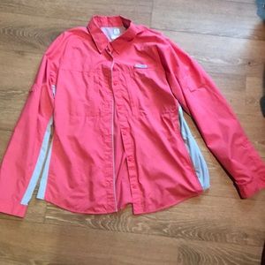 XL Columbia Button Up